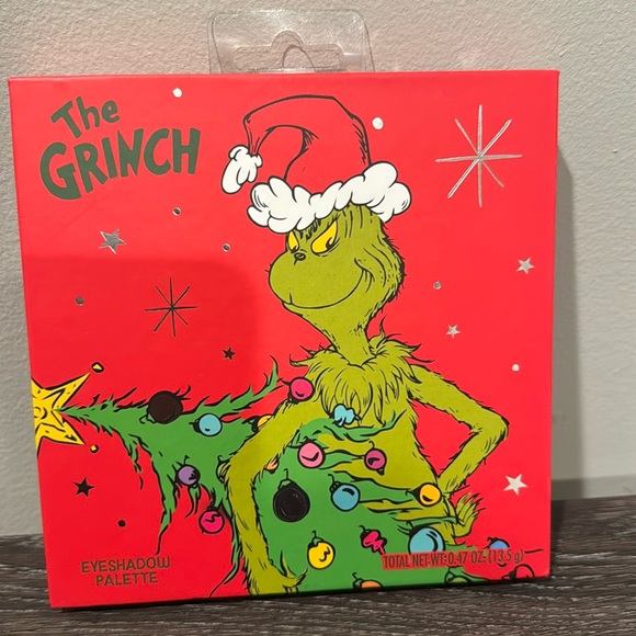 The grinch 12 color eyeshadow palette - Picture 1 of 3
